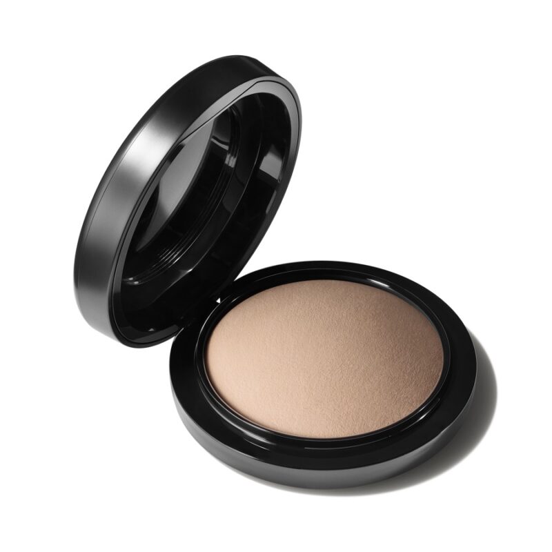 Macf mineralize skinfinish natural