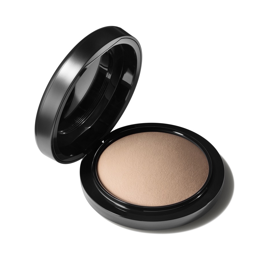 Macf mineralize skinfinish natural